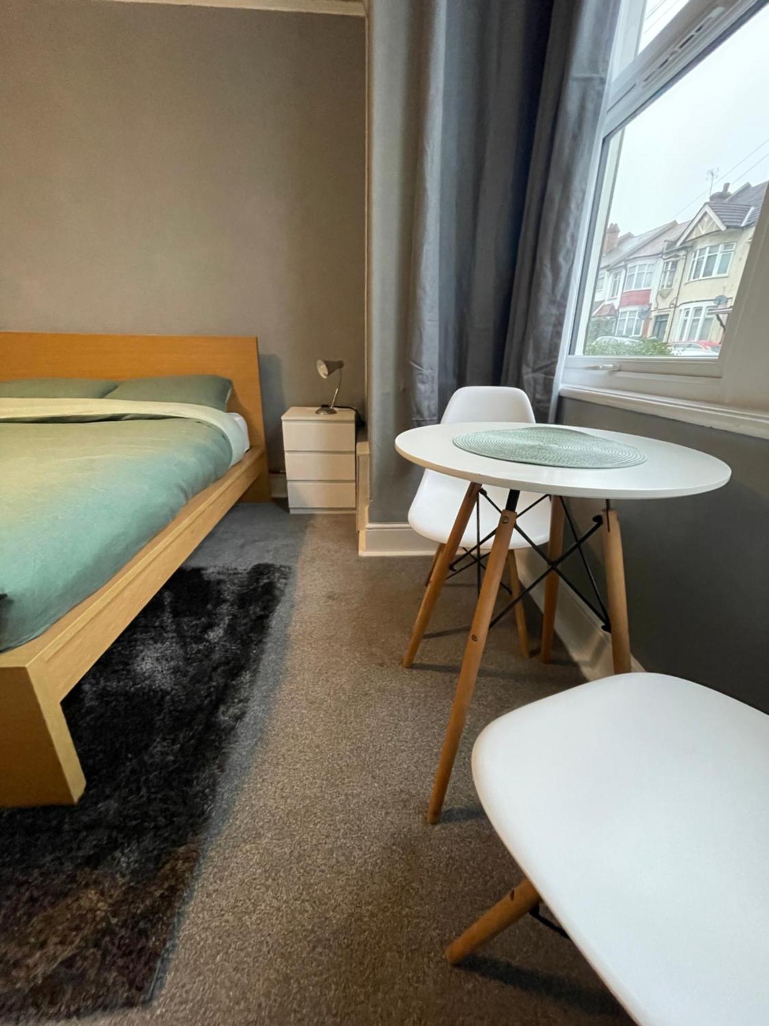 Cosy Double Rooms A Stones Throw From Wembley Stadium 伦敦 外观 照片